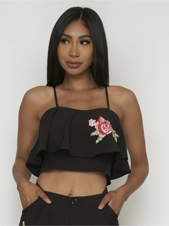 Solaris Style Tops - Black Floral Appliqué Ruffle Crop Cami Top Solaris style women’s medium